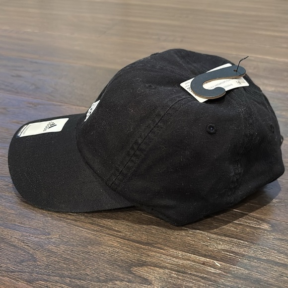 Adidas Aeroready Saturday 2 0 buckle back cap,embroidered logo,6 vent panel OSFM - Picture 2 of 10